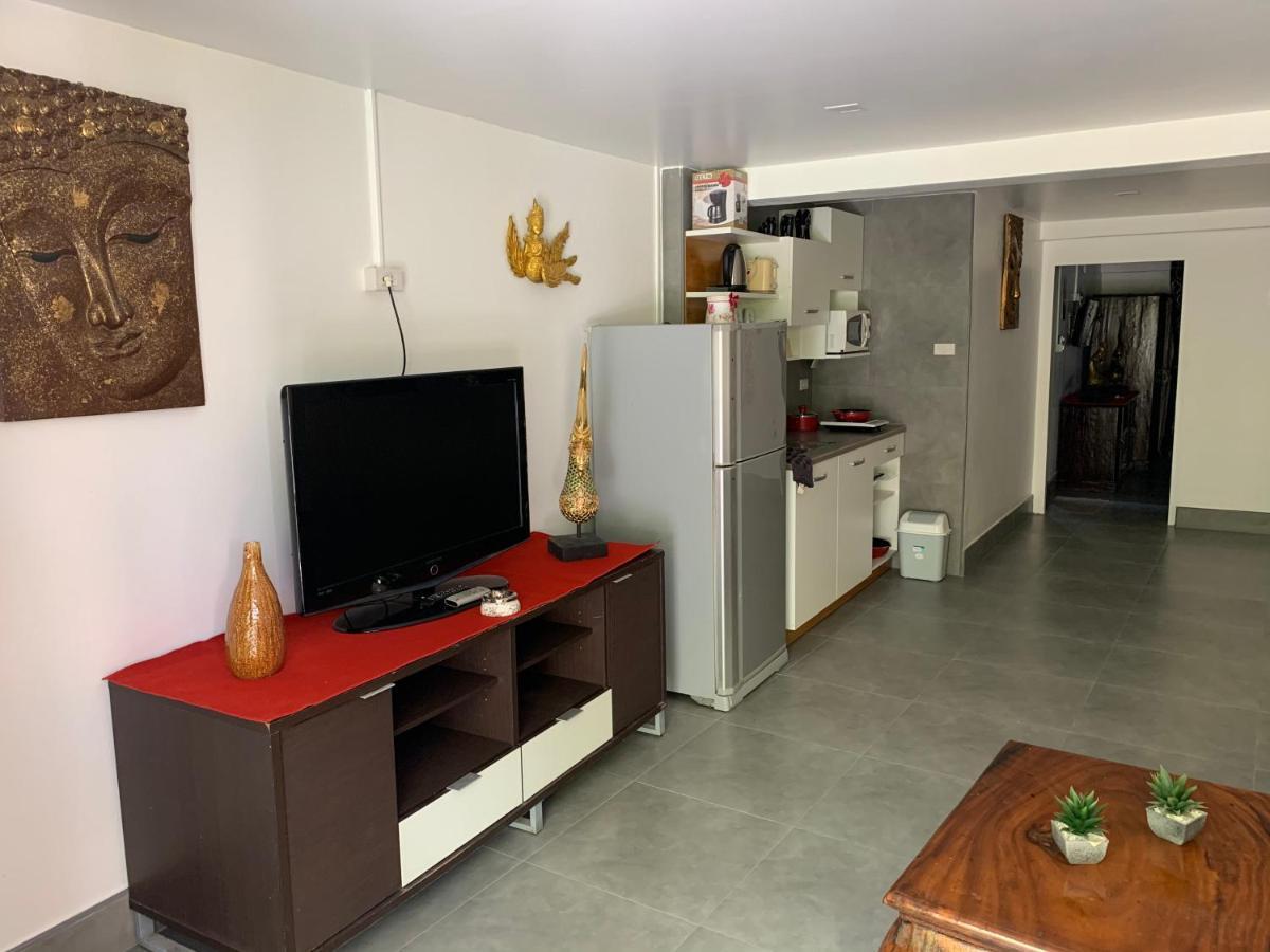 Fong Kaew&Baan Nang Fa Guesthouse Patong Bagian luar foto