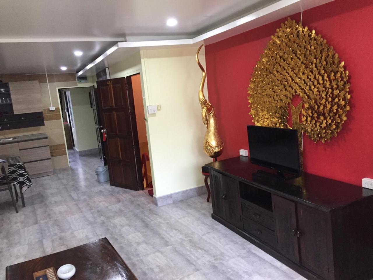 Fong Kaew&Baan Nang Fa Guesthouse Patong Bagian luar foto